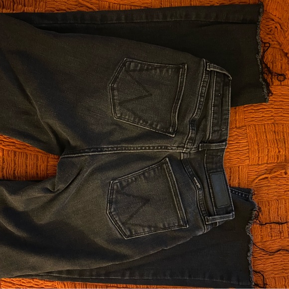 Wranglers high rise bootcut jeans - Picture 5 of 9